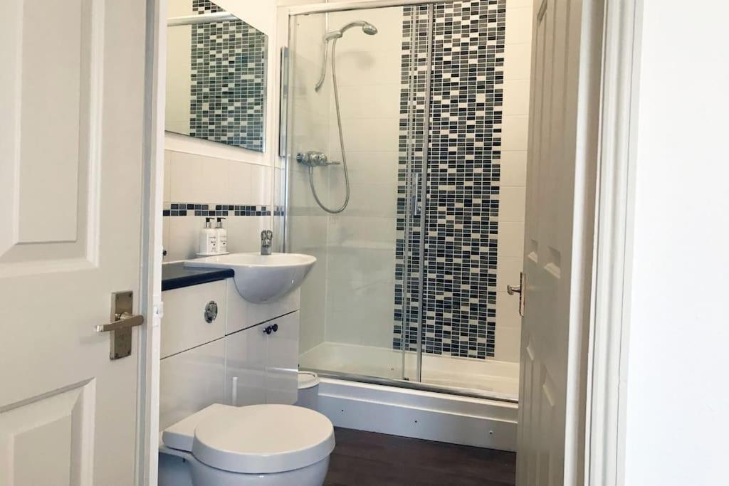Grade II Townhouse, Ledbury Villa Екстериор снимка